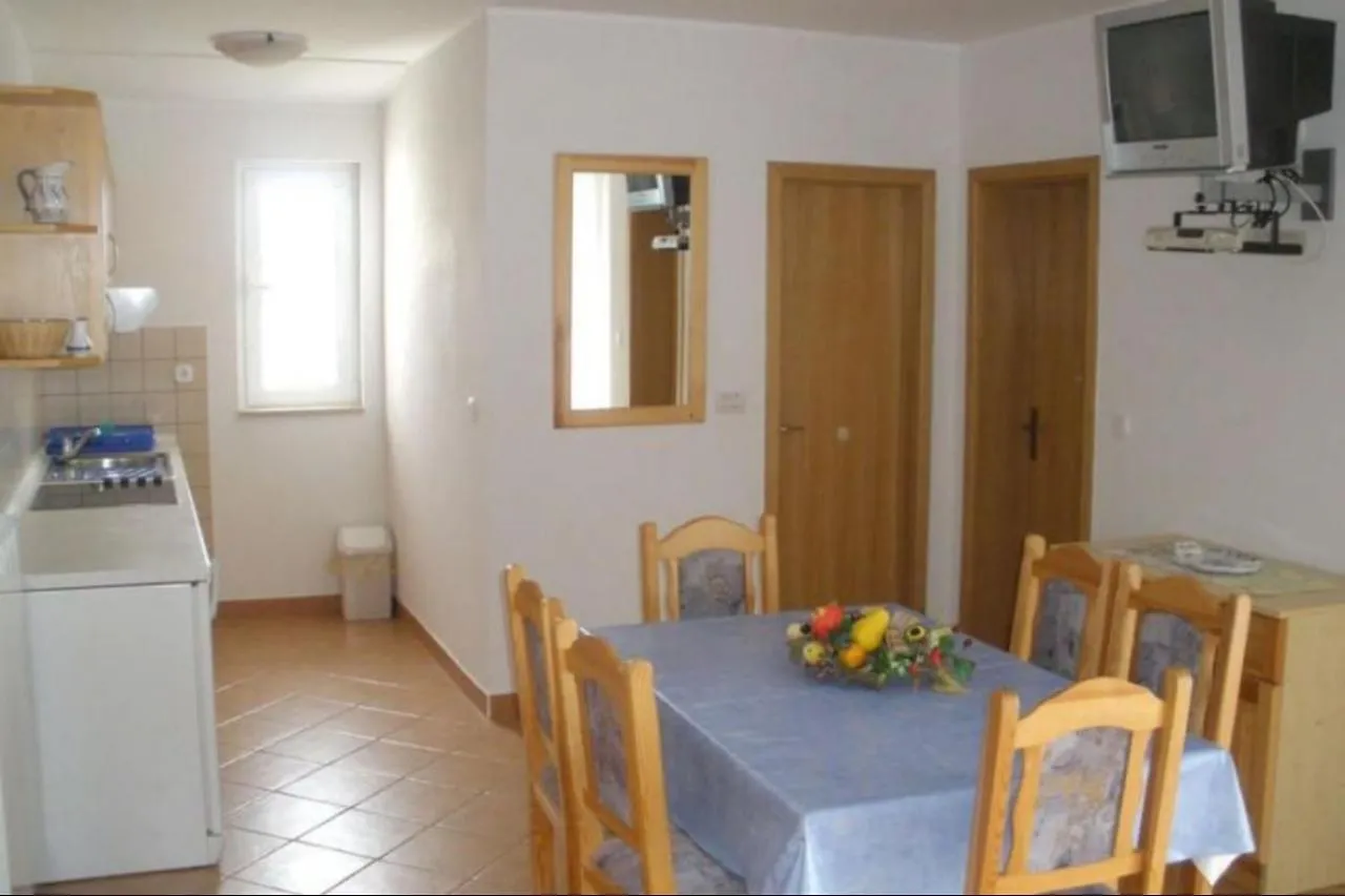 Holiday House Ritosa, For Max 8 Persons Beach Area Porec Guest house