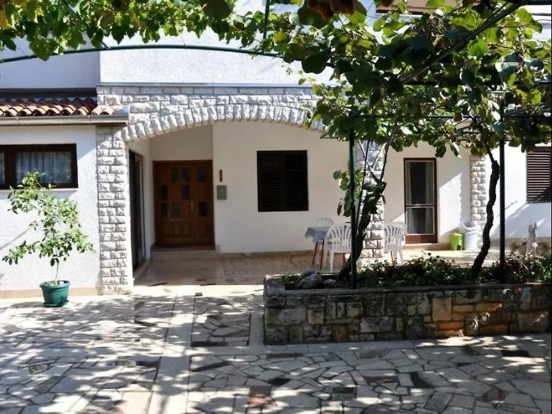Holiday House Ritosa, For Max 8 Persons Beach Area Porec Guest house