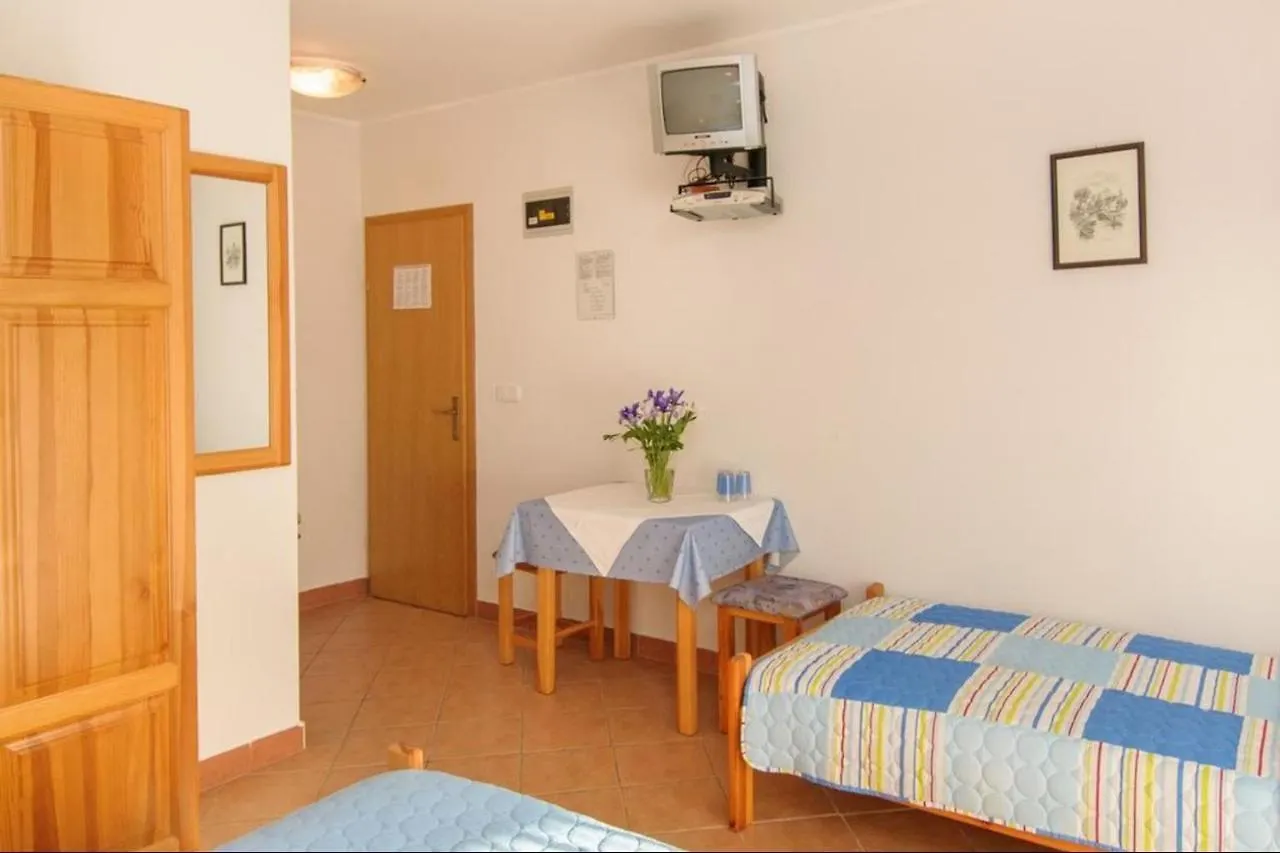 Holiday House Ritosa, For Max 8 Persons Beach Area Porec 0*,