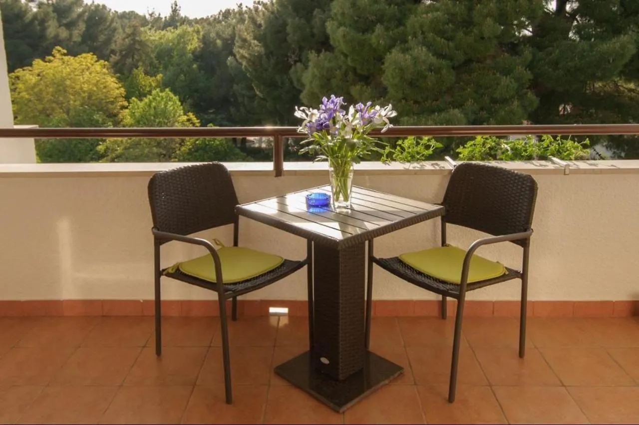Holiday House Ritosa, For Max 8 Persons Beach Area Porec