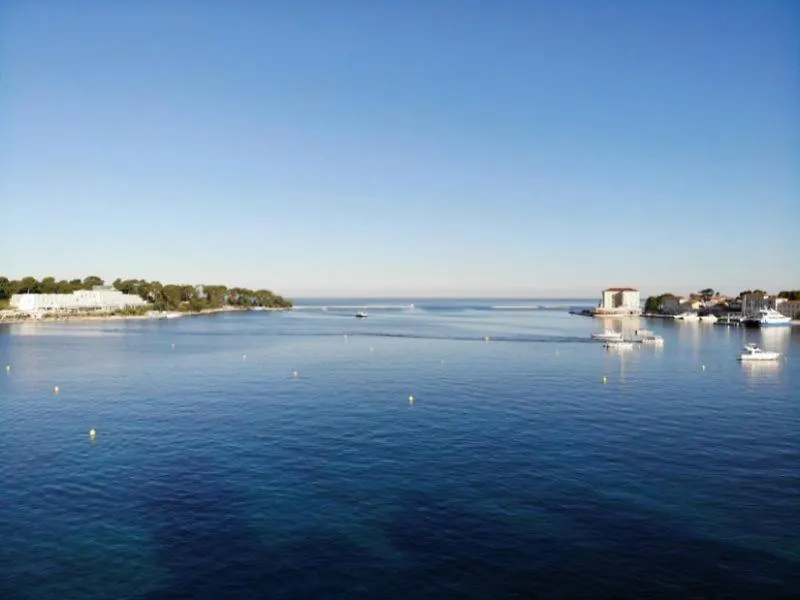 Holiday House Ritosa, For Max 8 Persons Beach Area Porec Affittacamere